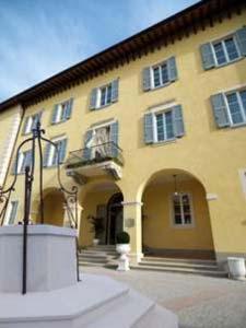 Matilde Di Canossa Golf Spa & Hotel Resort Reggio Emilia Exterior foto